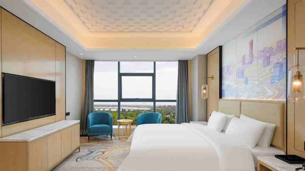 【客房家具】银川希尔顿欢朋酒店